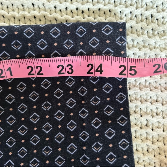 LOFT Petite Ankle Pant - Picture 9 of 10